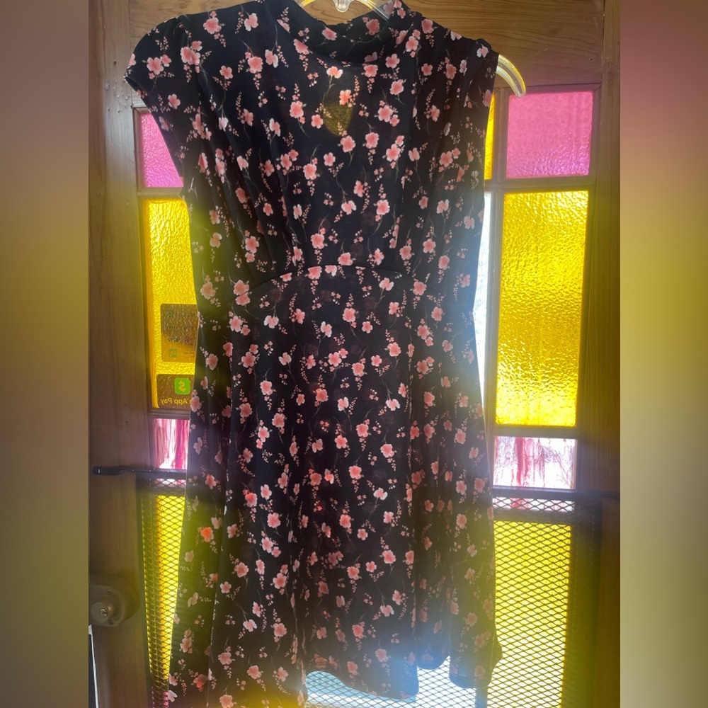 Size Small black flower dress.